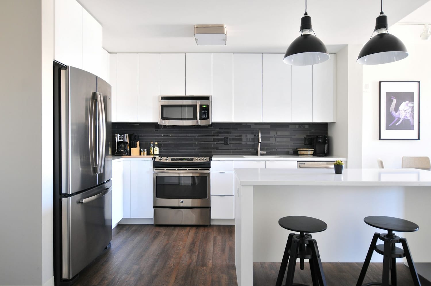 High-Gloss Slab kitchen